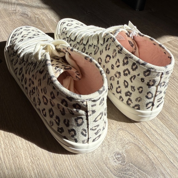 BILLABONG x The Salty Blonde La Playa Womens Sneakers size  7-NWOB - Picture 3 of 4